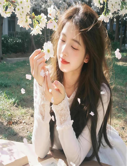 影院同步：《兼差女郎》专业评分：豆瓣/IMDb评分解析与口碑分析